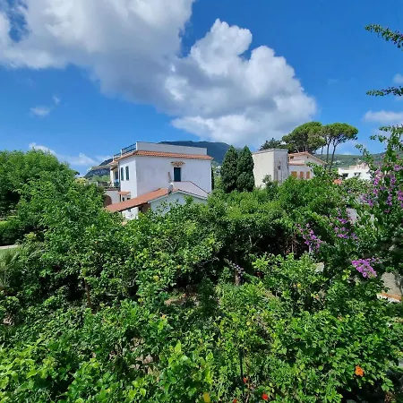 בית נופש Casa Marisa *